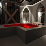 Emotional Grand 4*