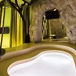 Motel Emotional Grand 4*