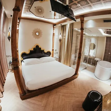 Emotional Grand Motel 4*