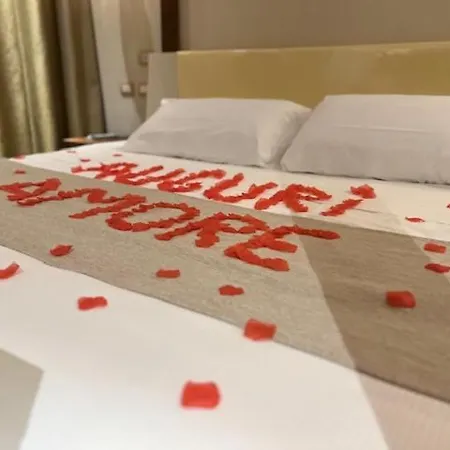Motel Emotional Grand