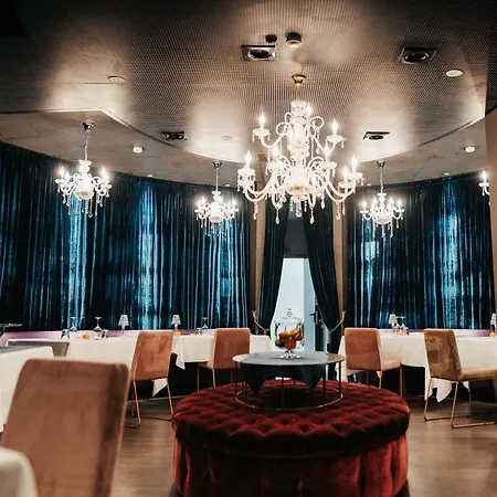 Motel Emotional Grand 4*