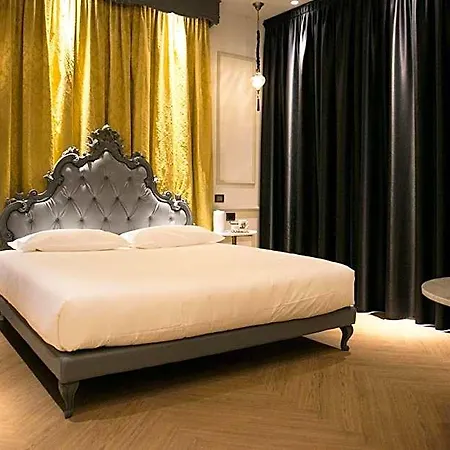 Emotional Grand Motel 4*