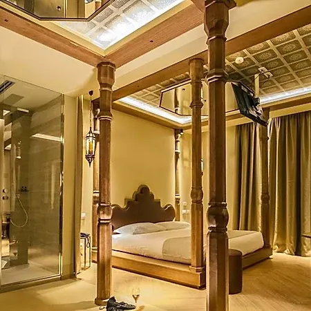 Emotional Grand Motel 4*