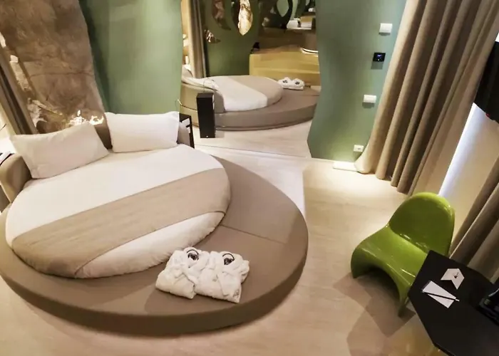 Motel Emotional Grand